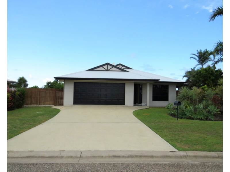 16 Lucinda Place, Bowen QLD 4805