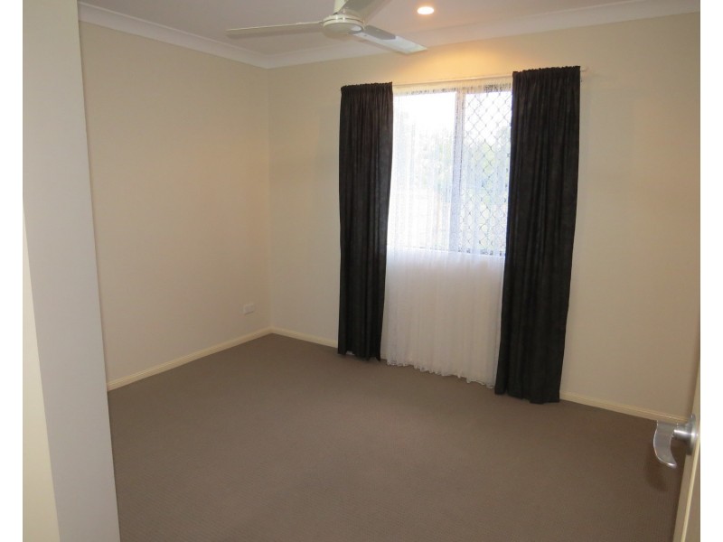16 Lucinda Place, Bowen QLD 4805