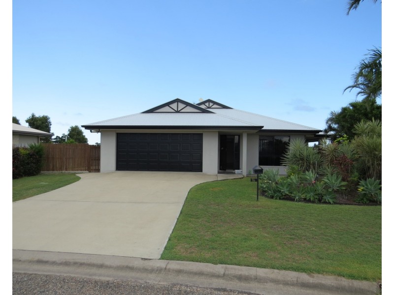 16 Lucinda Place, Bowen QLD 4805