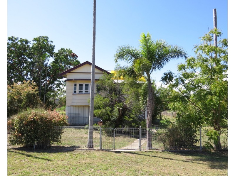 47 Livingstone Street, Bowen QLD 4805