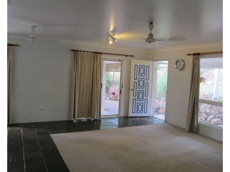 81 Poole Street, Bowen QLD 4805