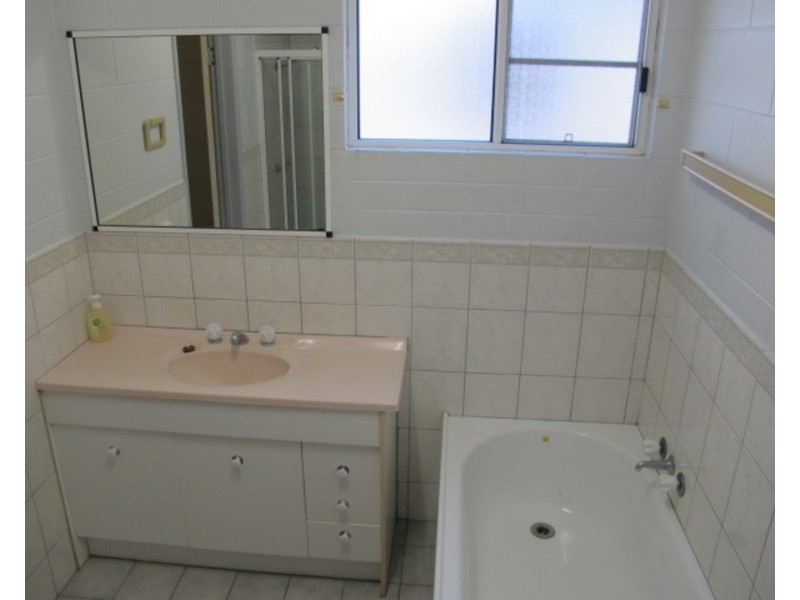 81 Poole Street, Bowen QLD 4805