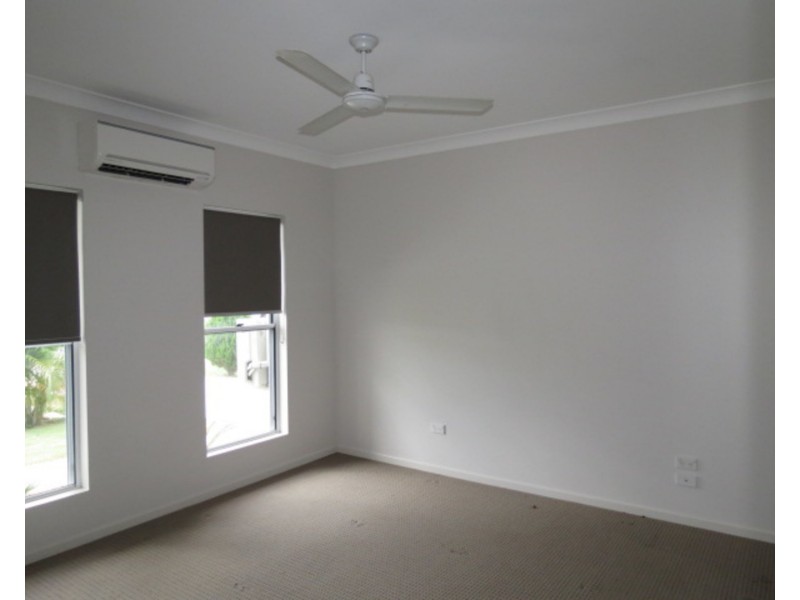 1 Second Close, Bowen QLD 4805