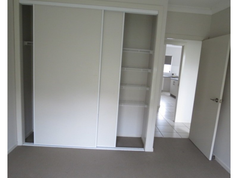 1 Second Close, Bowen QLD 4805