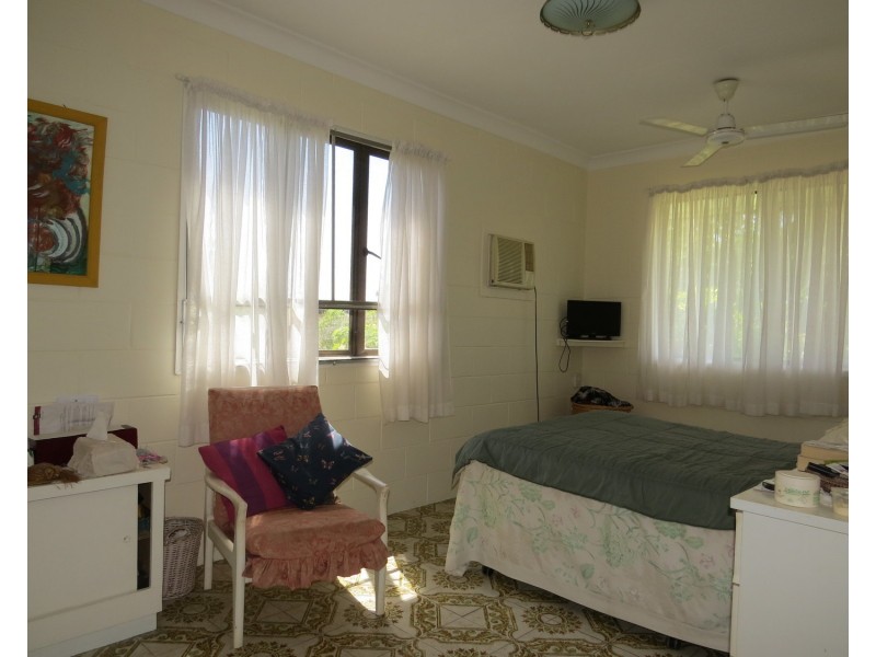 40 Inverdon Road, Bowen QLD 4805