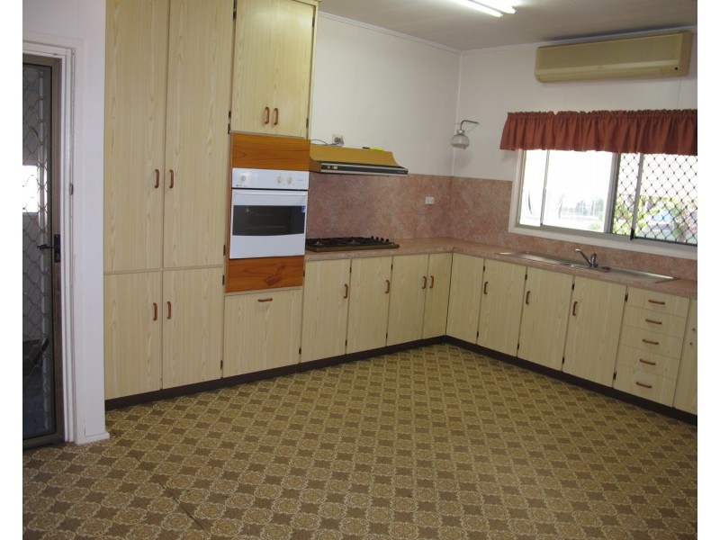 11 Golf Links Road, Bowen QLD 4805