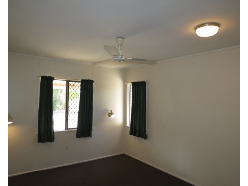 11 Golf Links Road, Bowen QLD 4805