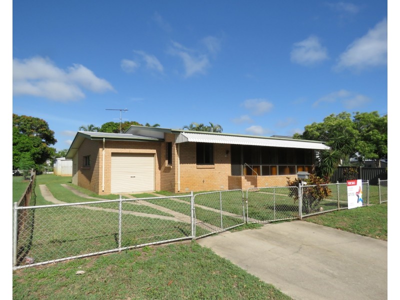 11 Golf Links Road, Bowen QLD 4805