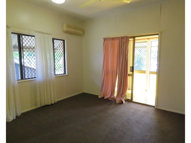 11 Golf Links Road, Bowen QLD 4805