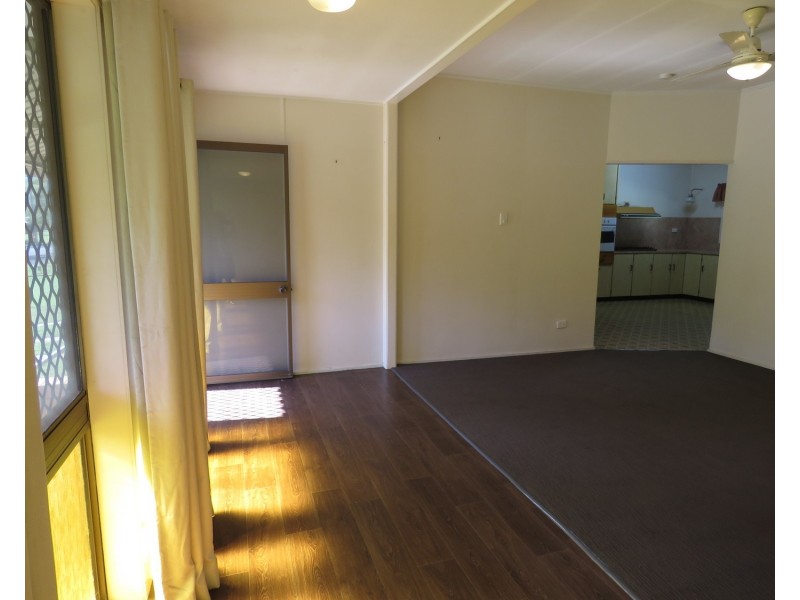 11 Golf Links Road, Bowen QLD 4805