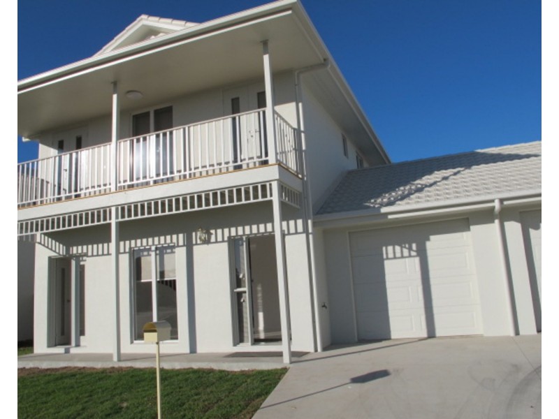 8 Pacific Drive, Bowen QLD 4805