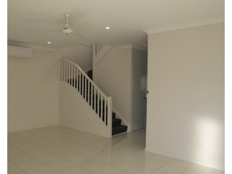 8 Pacific Drive, Bowen QLD 4805