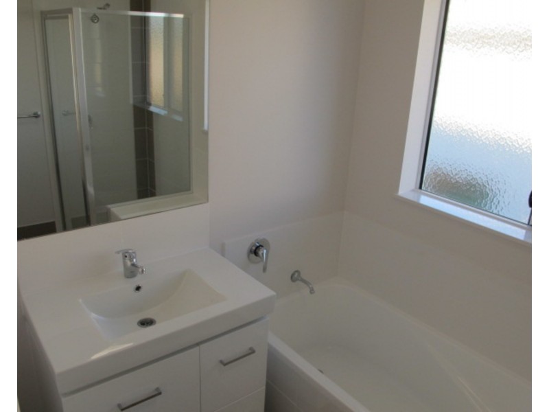 8 Pacific Drive, Bowen QLD 4805