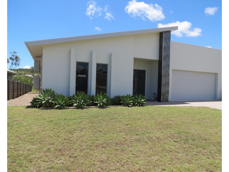 40 Scenic Crescent, Bowen QLD 4805