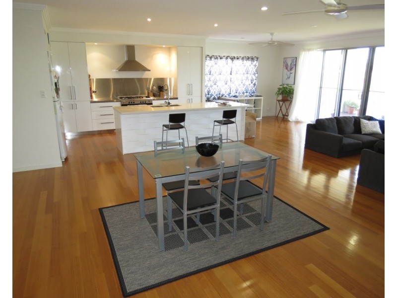 40 Scenic Crescent, Bowen QLD 4805