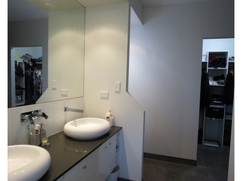 40 Scenic Crescent, Bowen QLD 4805