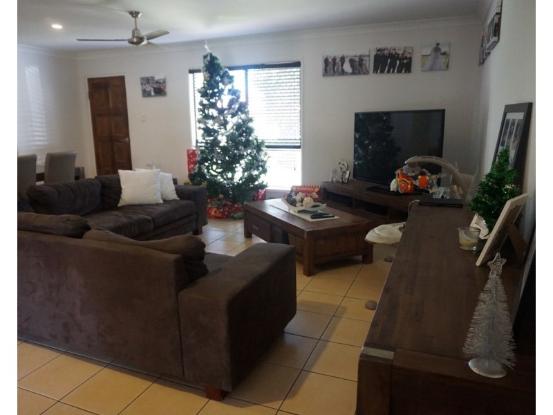 7 Peters Place, Bowen QLD 4805