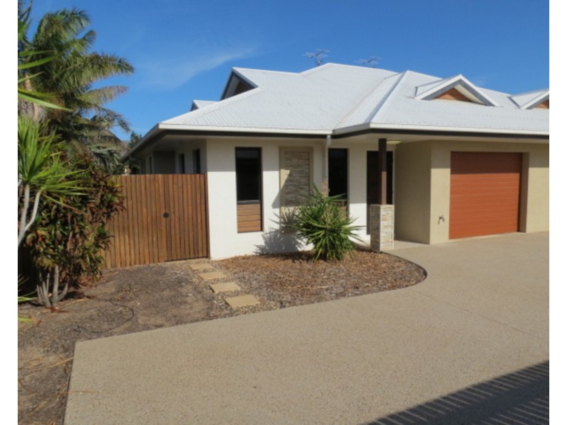 2/1 Kapok Road, Bowen QLD 4805