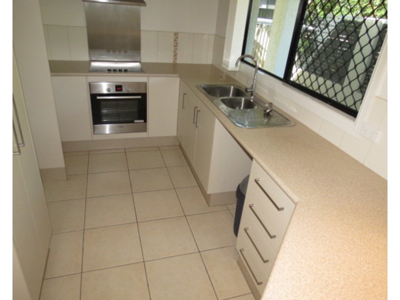 2/1 Kapok Road, Bowen QLD 4805