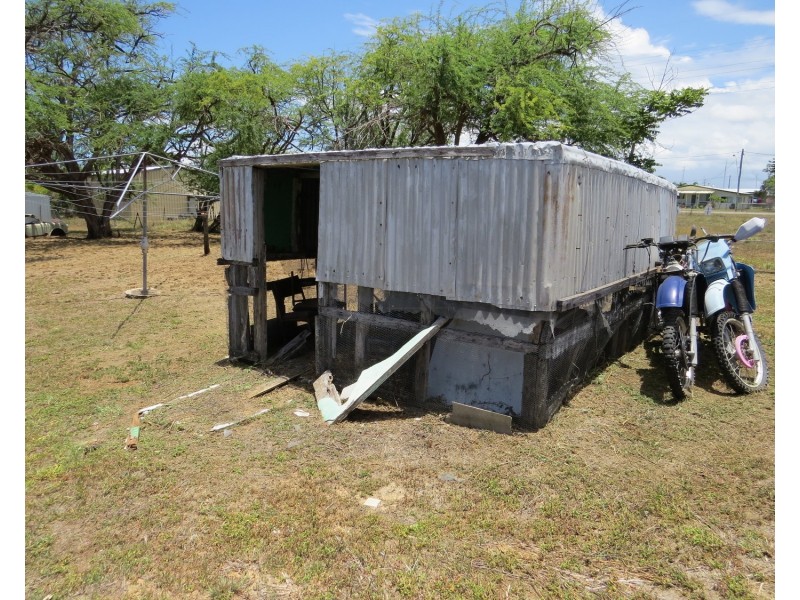 27 Matthews Street, Bowen QLD 4805