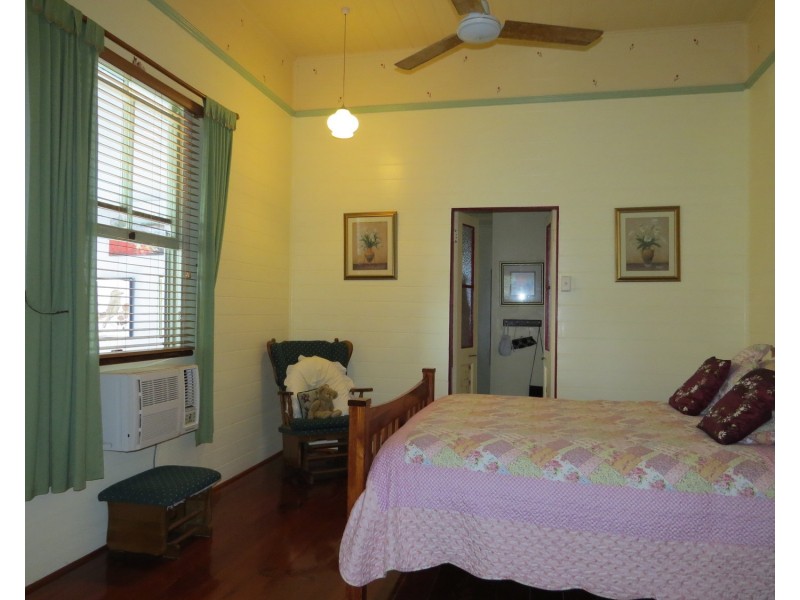 6 Hay Street, Bowen QLD 4805