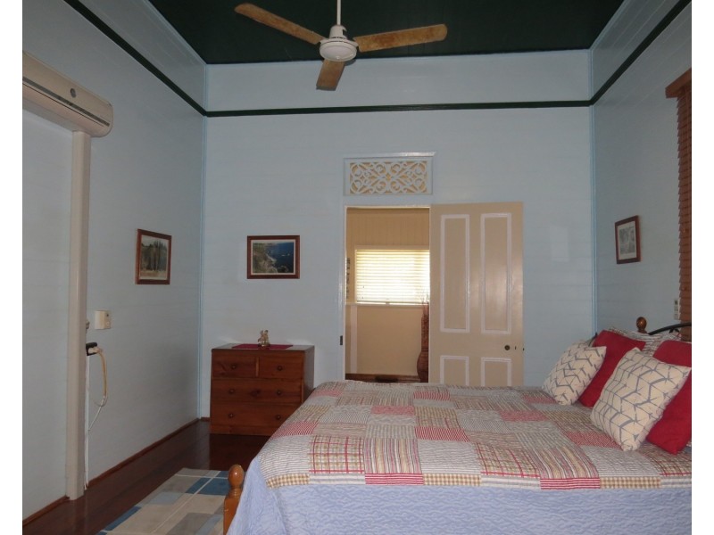 6 Hay Street, Bowen QLD 4805