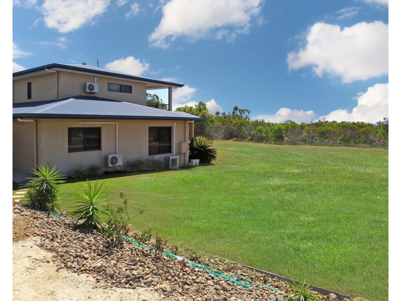 17 Bayview Crescent, Bowen QLD 4805
