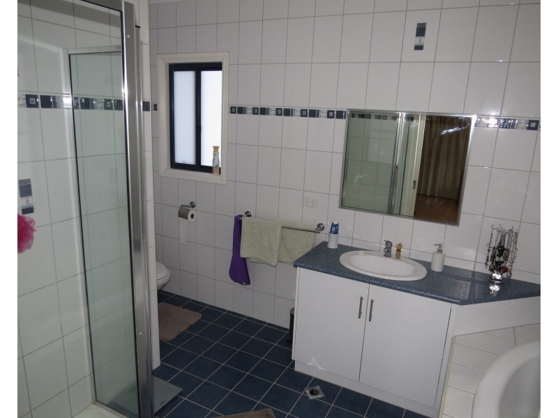 17 Bayview Crescent, Bowen QLD 4805