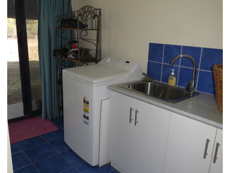 17 Bayview Crescent, Bowen QLD 4805