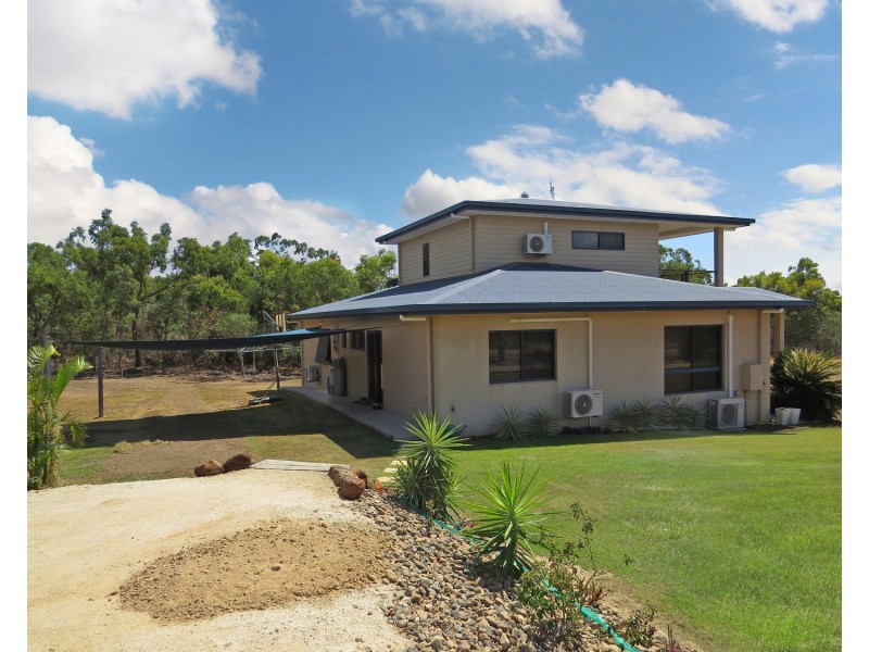 17 Bayview Crescent, Bowen QLD 4805