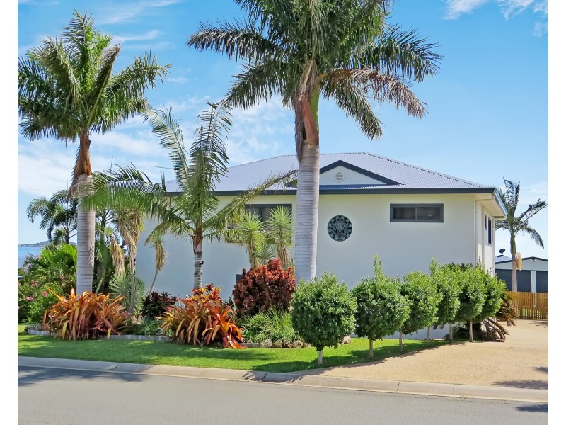 10 Marine Parade, Bowen QLD 4805