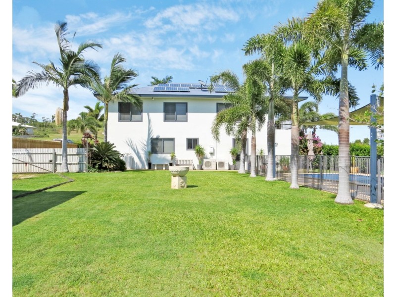 10 Marine Parade, Bowen QLD 4805