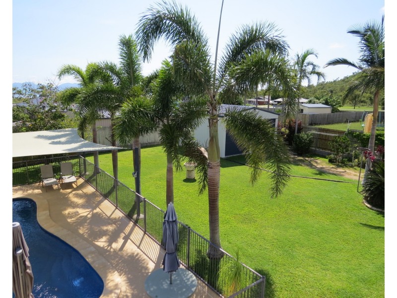 10 Marine Parade, Bowen QLD 4805