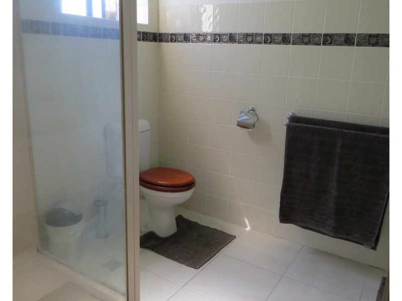 10 Marine Parade, Bowen QLD 4805