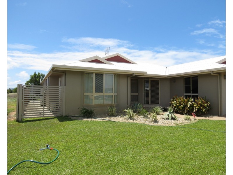 14 Kirkpatrick Court, Bowen QLD 4805