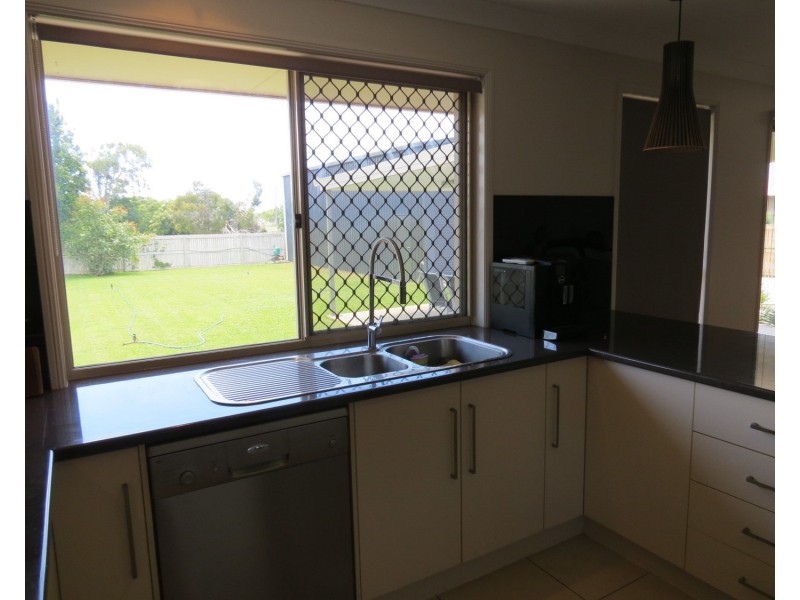 14 Kirkpatrick Court, Bowen QLD 4805