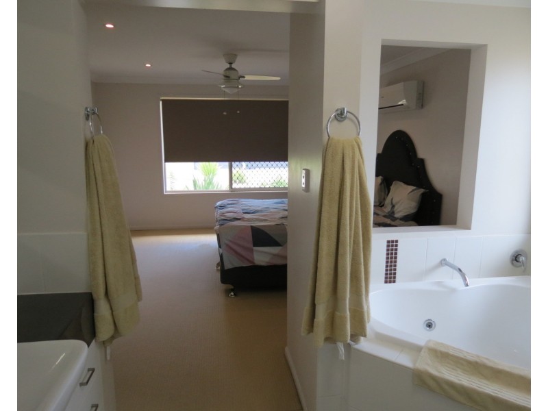 14 Kirkpatrick Court, Bowen QLD 4805