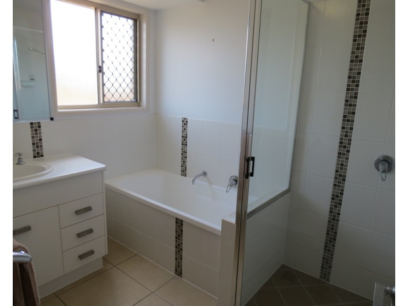 14 Kirkpatrick Court, Bowen QLD 4805