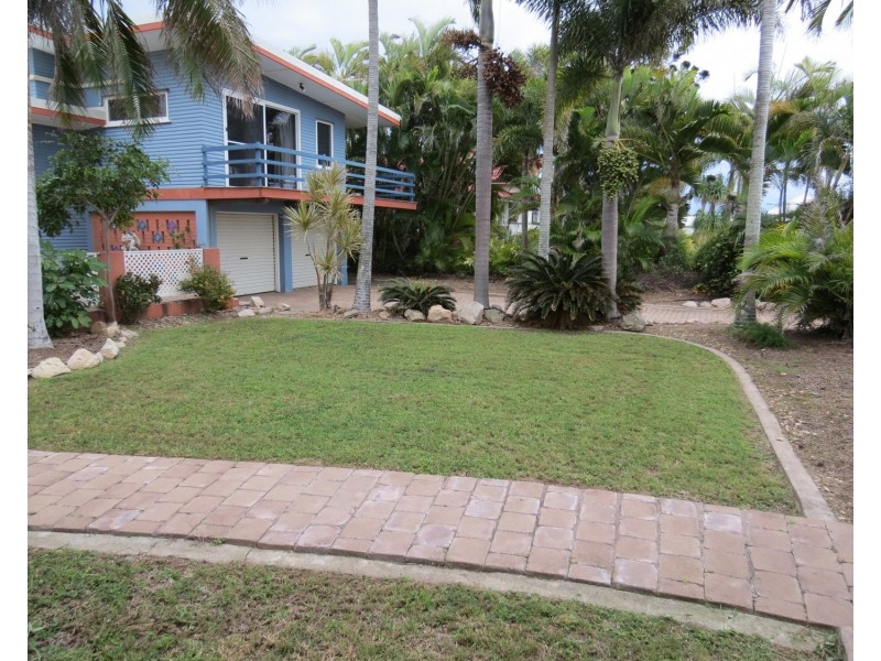 55 Esplanade, Bowen QLD 4805