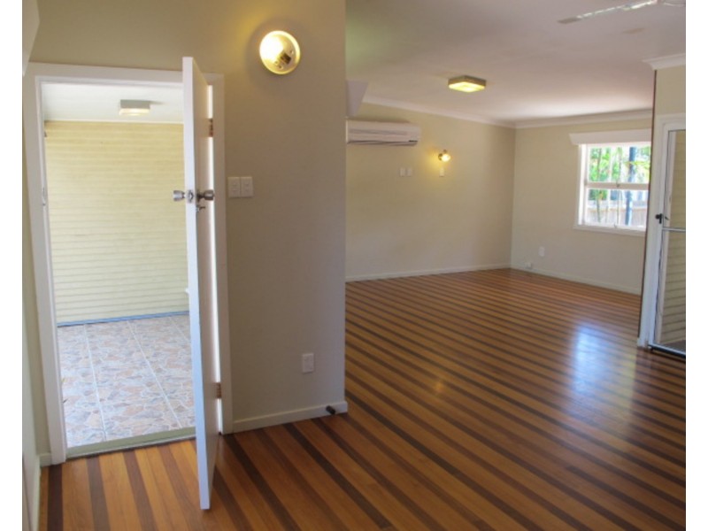 55 Esplanade, Bowen QLD 4805