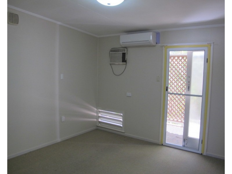 55 Esplanade, Bowen QLD 4805