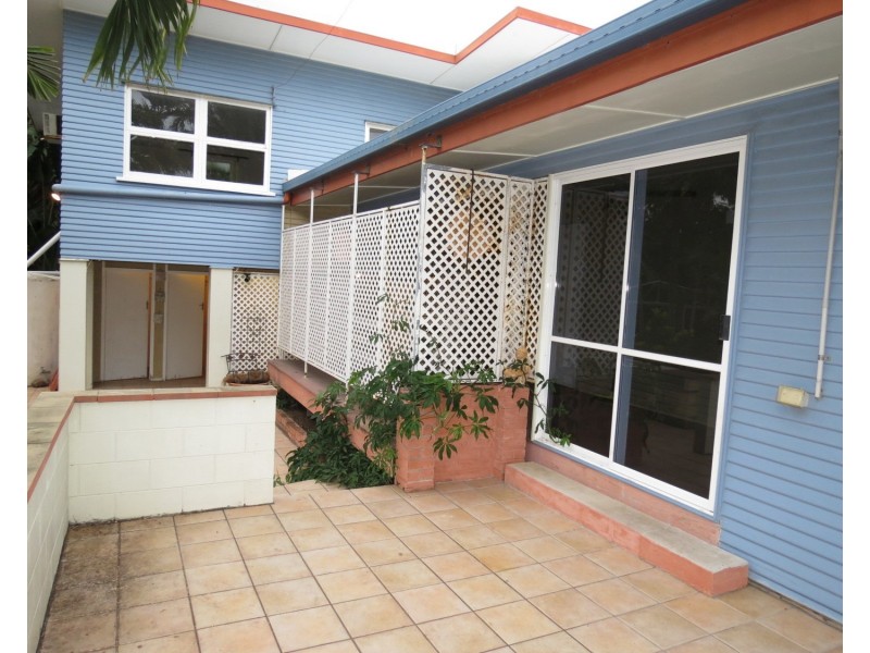 55 Esplanade, Bowen QLD 4805
