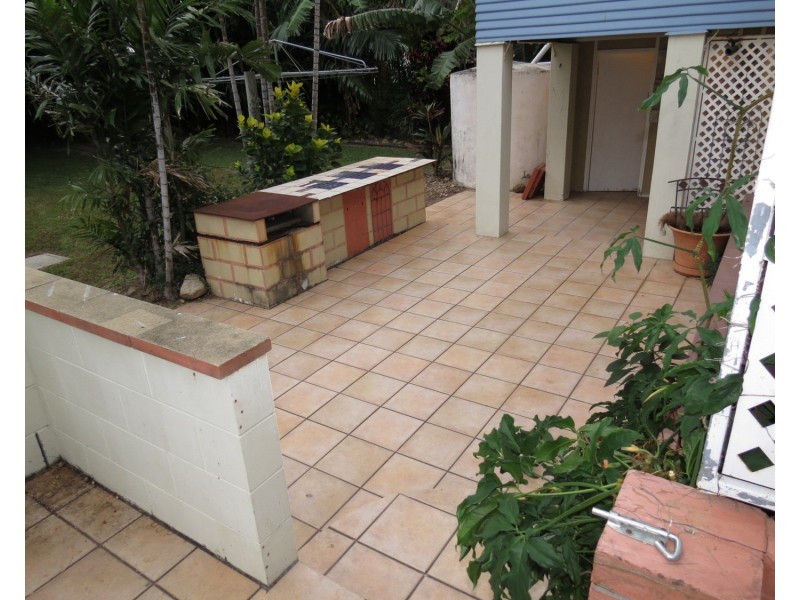 55 Esplanade, Bowen QLD 4805