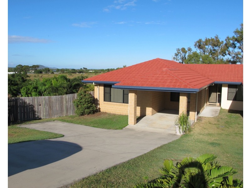 1/11 Craigie Court, Bowen QLD 4805