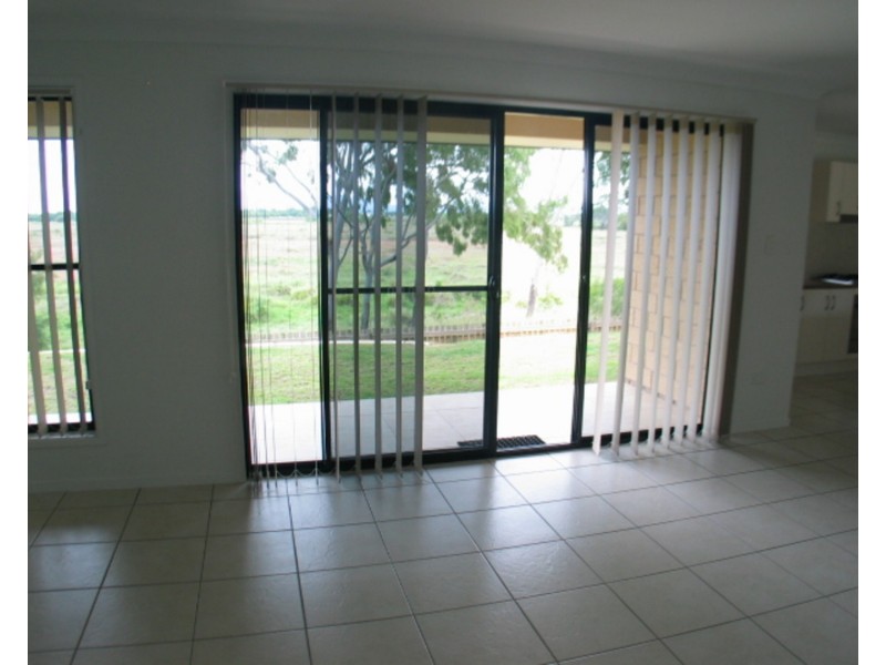 1/11 Craigie Court, Bowen QLD 4805