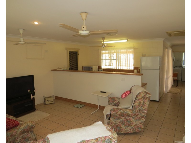 1/30 John Street, Bowen QLD 4805