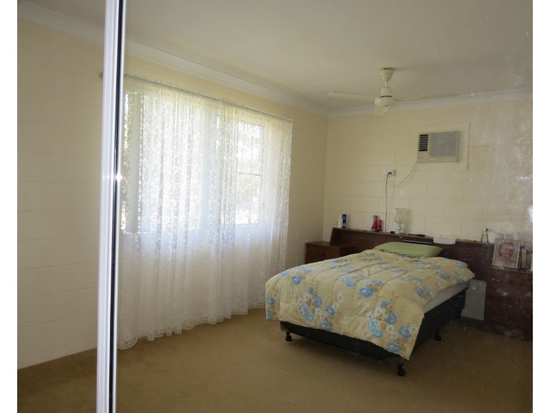 1/30 John Street, Bowen QLD 4805