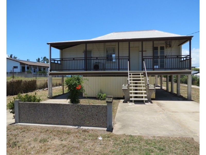 25 Thomas Street, Bowen QLD 4805