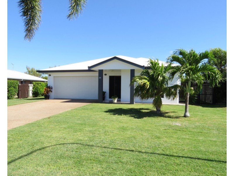 20 Lucinda Place, Bowen QLD 4805