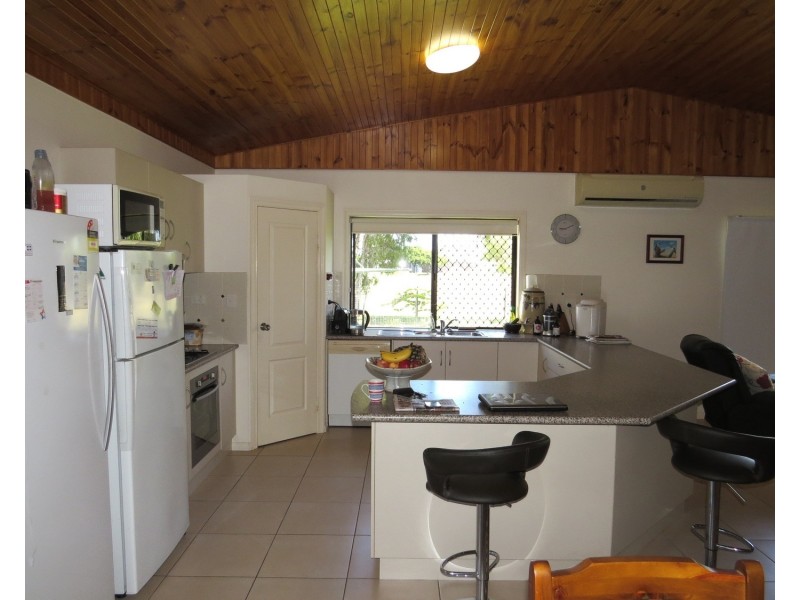 20 Lucinda Place, Bowen QLD 4805